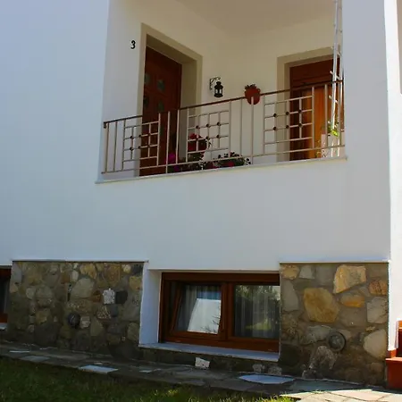 Дом отдыха Serenity Villa *